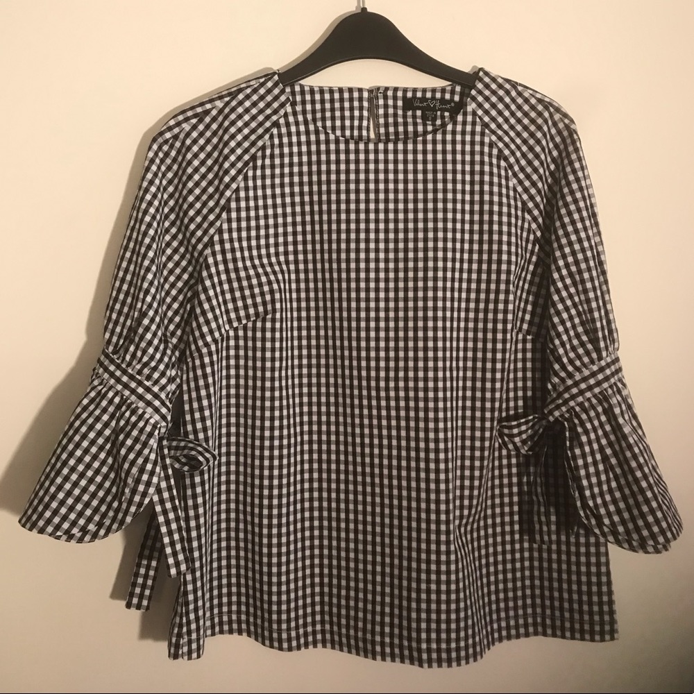 Velvet Heart Size Small Black and White Gingham Top